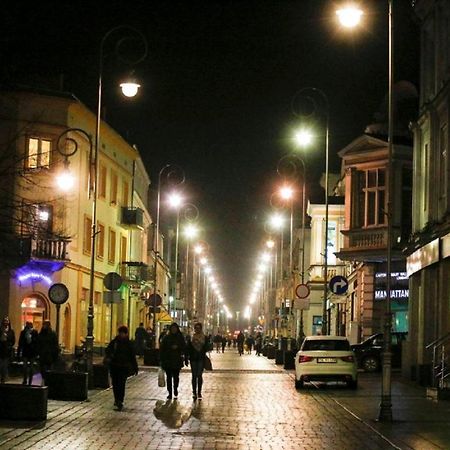 Apartamenty Centrum Mala Dwojeczka Blekitna Panoramiczna Balkonem Promenada Kielce Extérieur photo