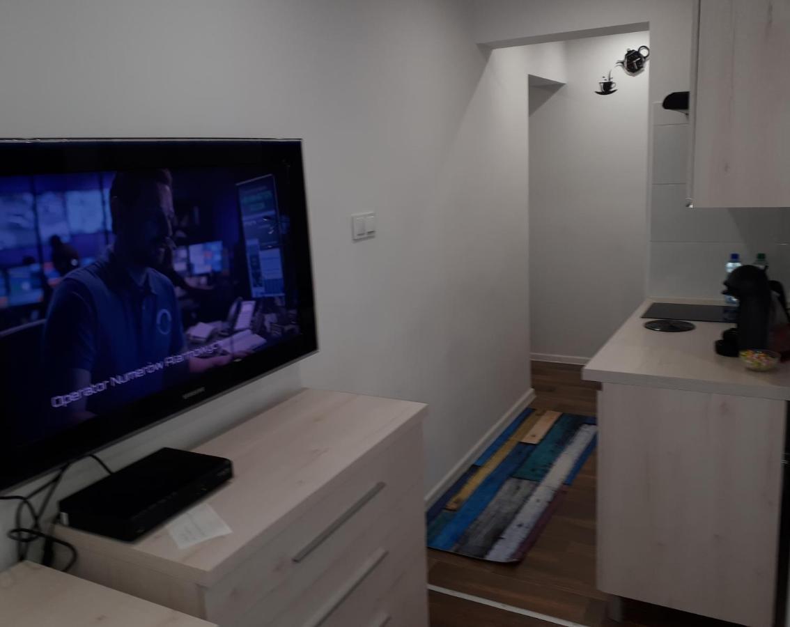 Apartamenty Centrum Mala Dwojeczka Blekitna Panoramiczna Balkonem Promenada Kielce Extérieur photo