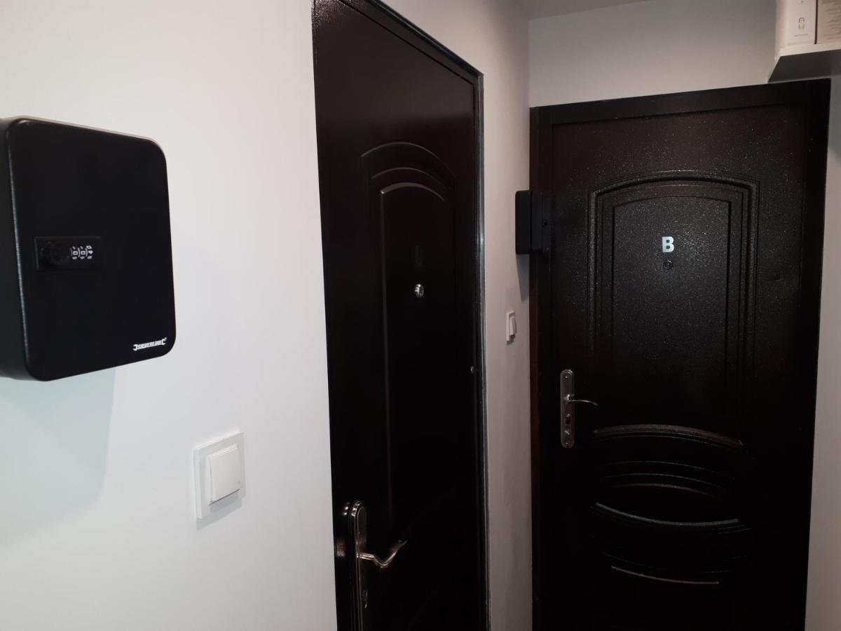 Apartamenty Centrum Mala Dwojeczka Blekitna Panoramiczna Balkonem Promenada Kielce Extérieur photo