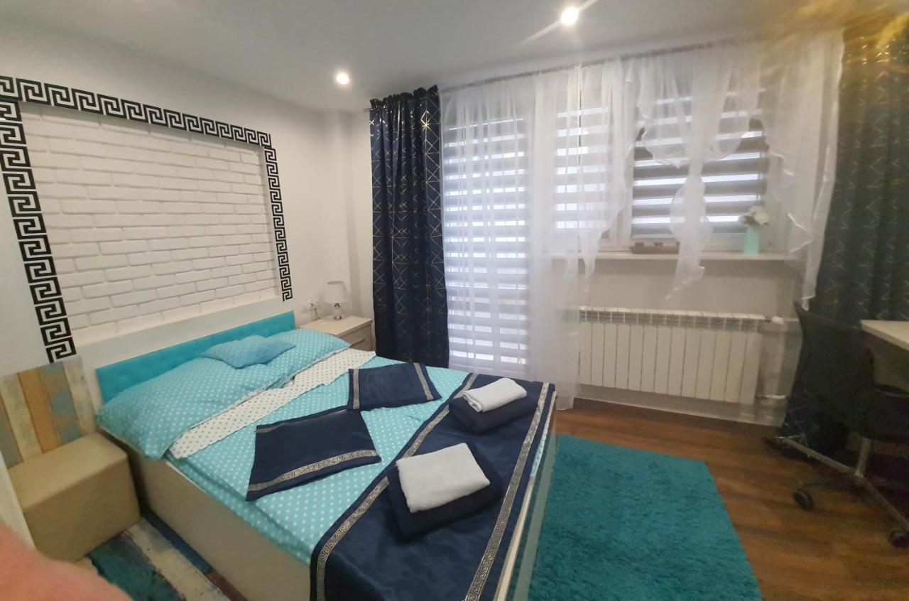 Apartamenty Centrum Mala Dwojeczka Blekitna Panoramiczna Balkonem Promenada Kielce Extérieur photo