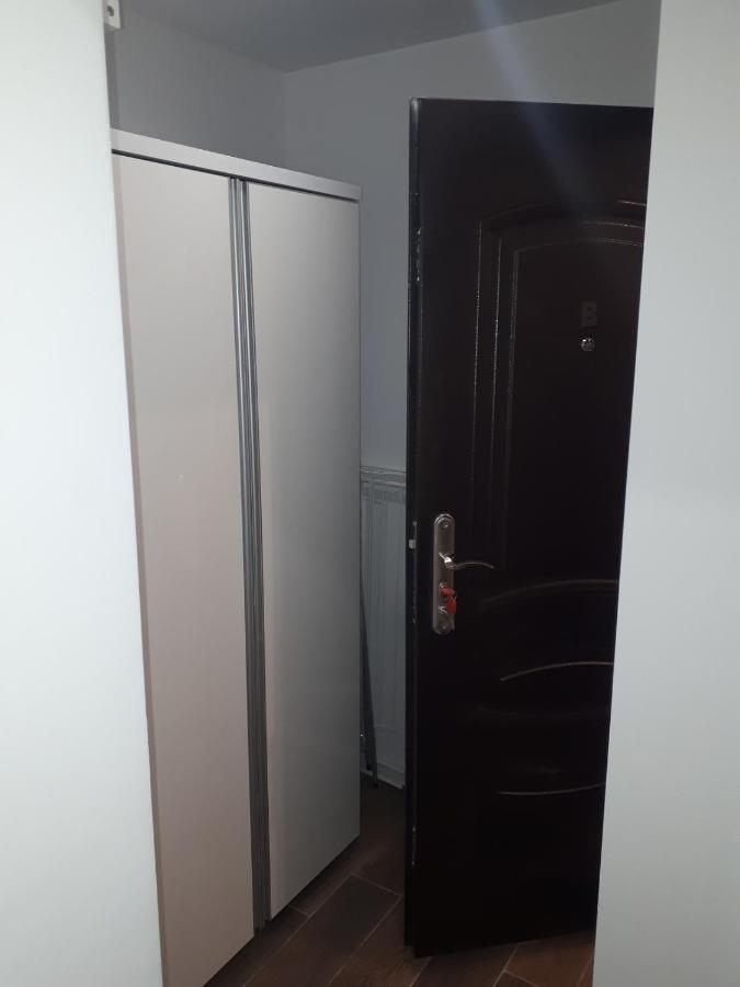 Apartamenty Centrum Mala Dwojeczka Blekitna Panoramiczna Balkonem Promenada Kielce Extérieur photo